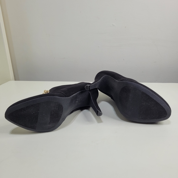 LimeLight Vittoria Black Booties with Gold Hardware Size Women's 7 - Picture 8 of 10